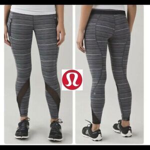 Lululemon Inspire Tight II (Mesh)
Cyber Black Deep Coal / Black Sz 6
